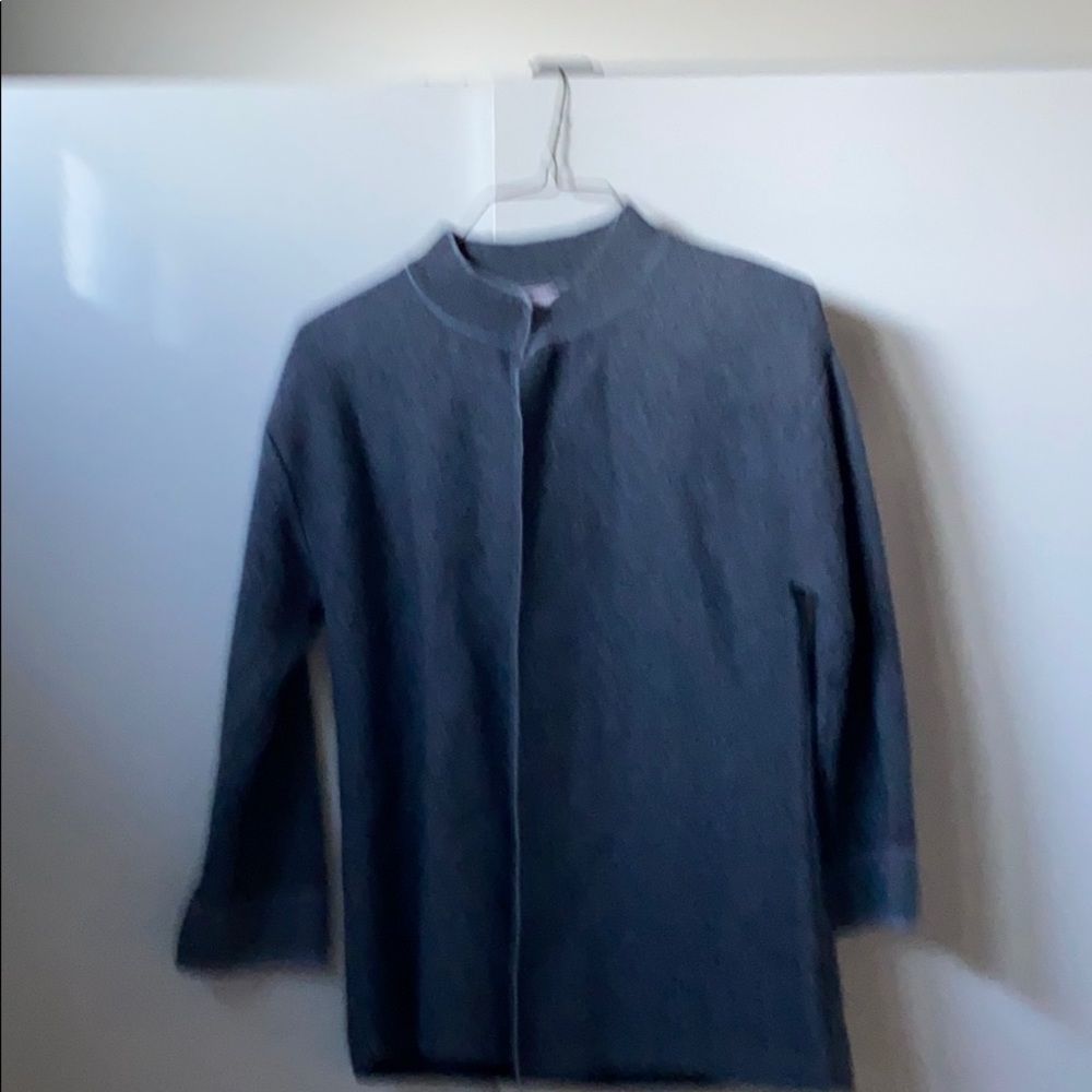 Wool buttoned cardigan